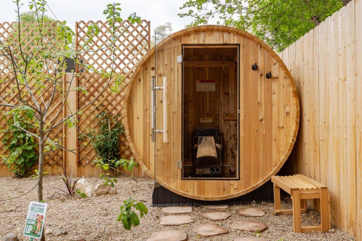Serene Oasis Sauna And Cinema Paso Robles Eksteriør bilde